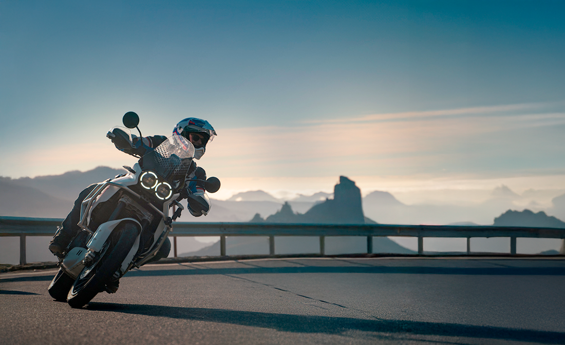 Aku kompresor Interphone za 1 Kč k nákupu